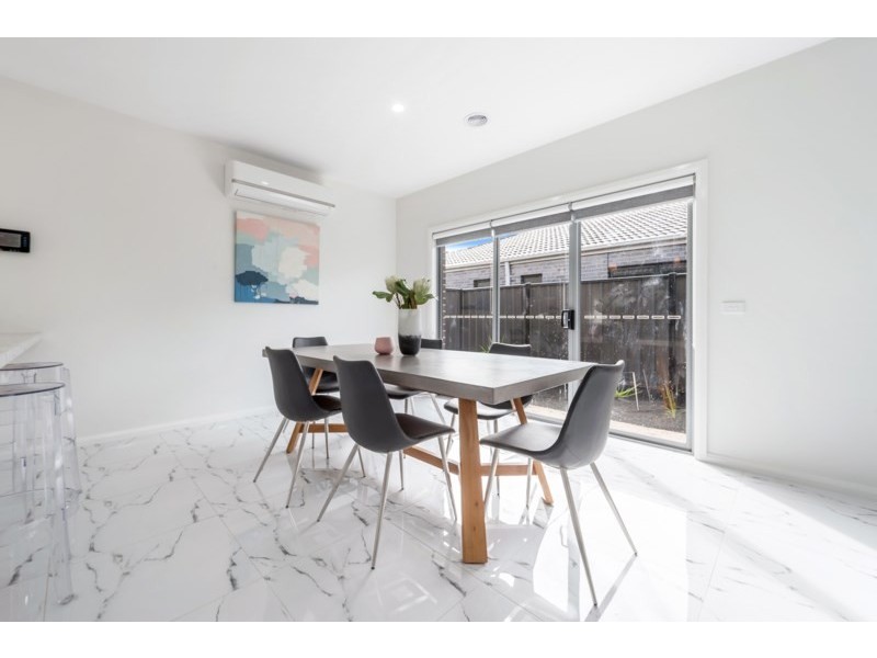 106 Champion Parade, Craigieburn VIC 3064