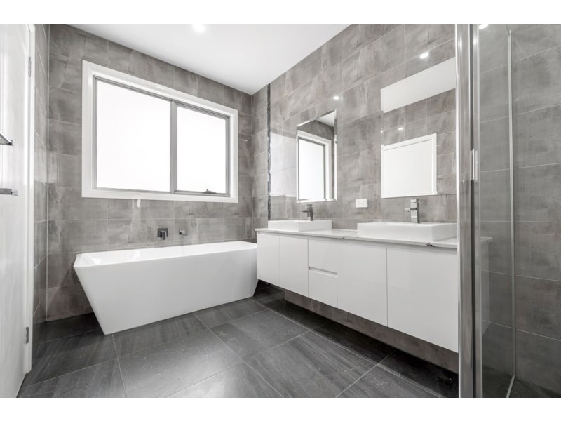 106 Champion Parade, Craigieburn VIC 3064