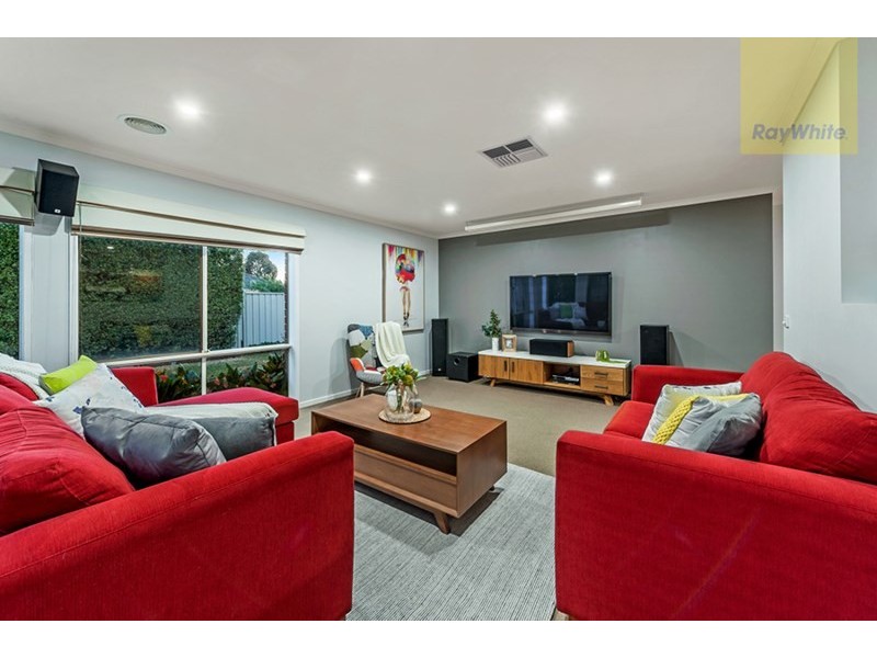 7 Tusmore Rise, Craigieburn VIC 3064