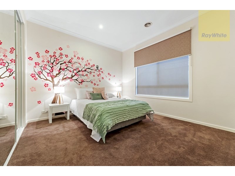 16 Water Fern Grove, Greenvale VIC 3059