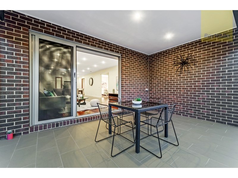 16 Water Fern Grove, Greenvale VIC 3059