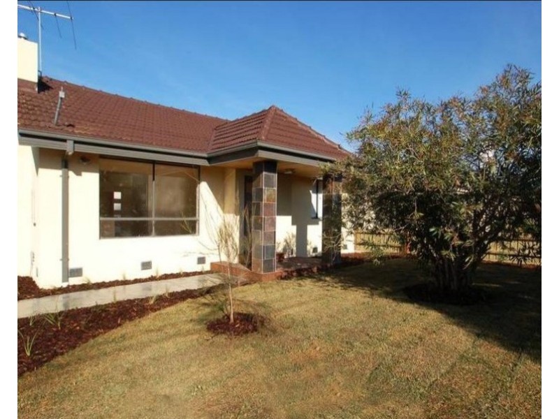 1/137 View Street, Glenroy VIC 3046