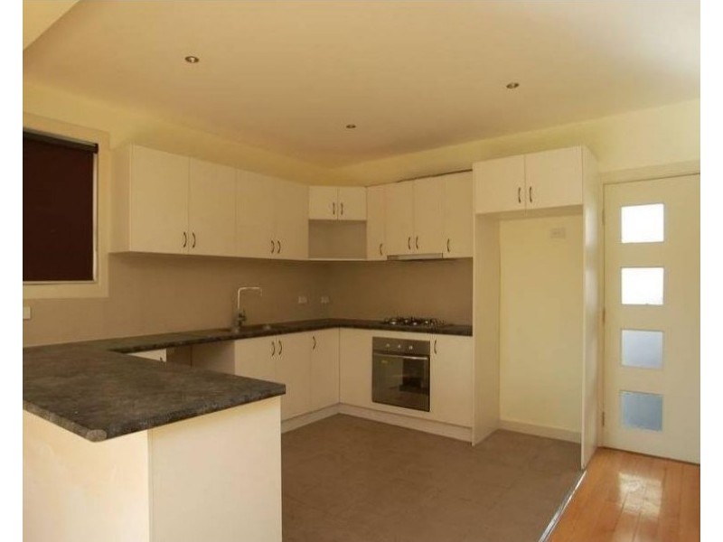 1/137 View Street, Glenroy VIC 3046