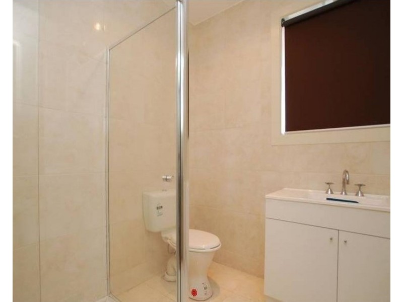 1/137 View Street, Glenroy VIC 3046