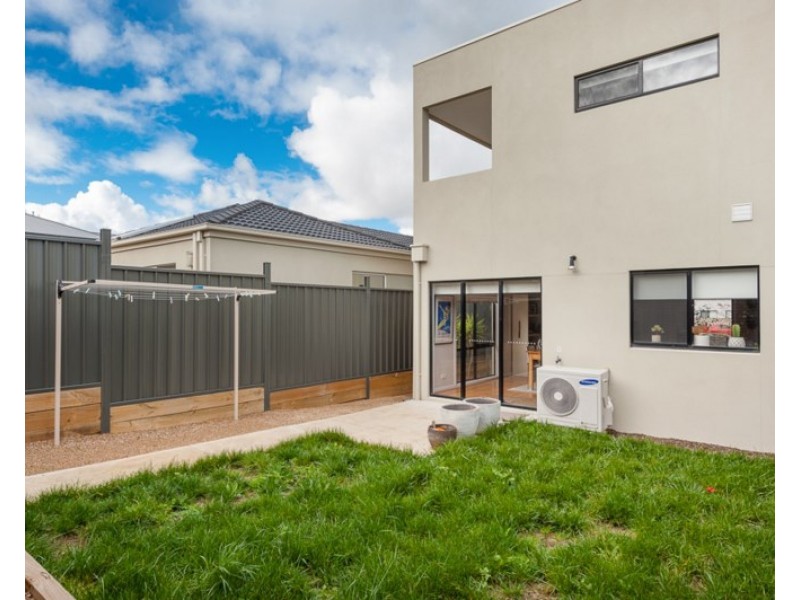 11 Destination Drive, Greenvale VIC 3059