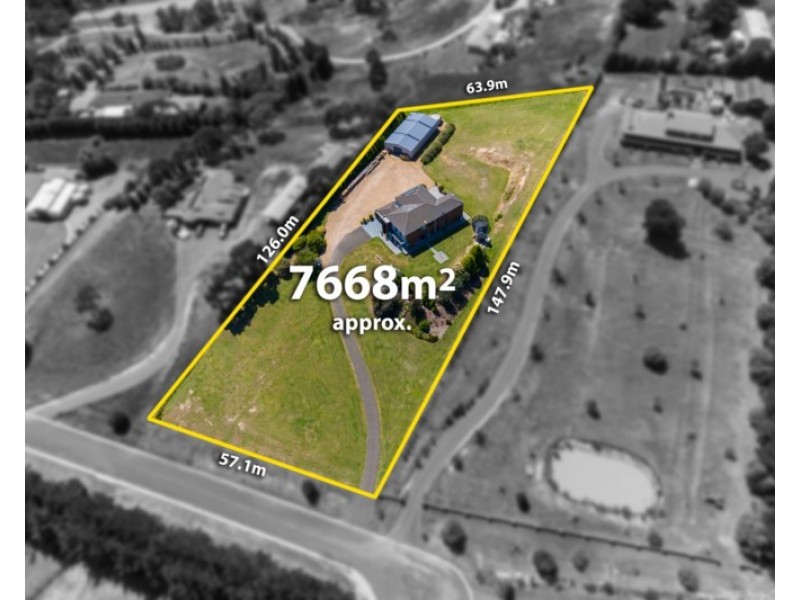 11 Caladenia Court, Wandong VIC 3758