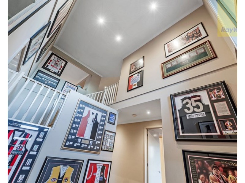 11 Caladenia Court, Wandong VIC 3758