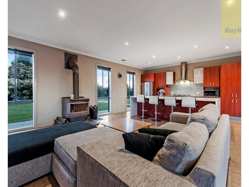 11 Caladenia Court, Wandong VIC 3758