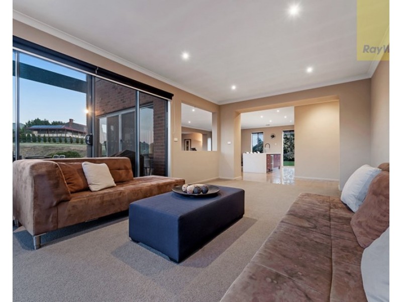 11 Caladenia Court, Wandong VIC 3758