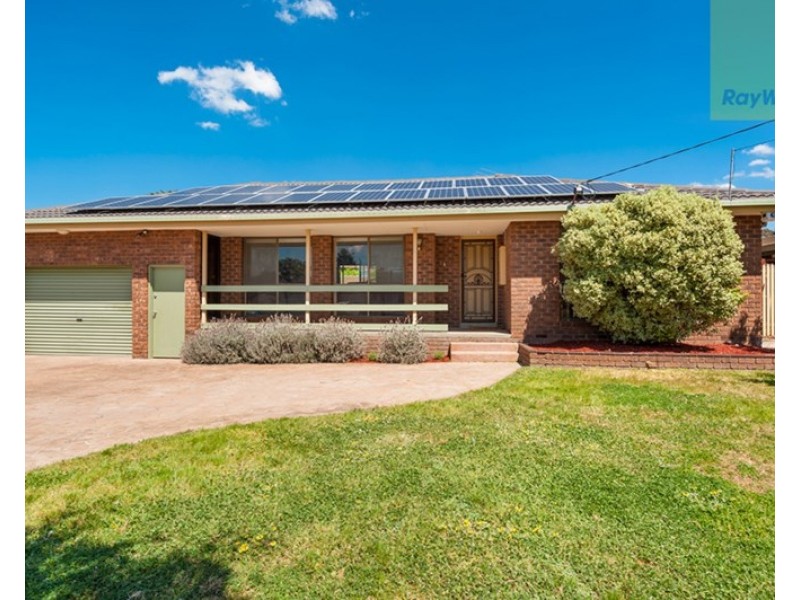 42 Whitley Crescent, Craigieburn VIC 3064