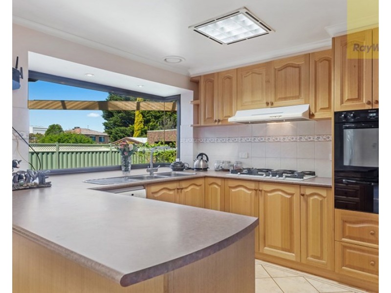 42 Whitley Crescent, Craigieburn VIC 3064