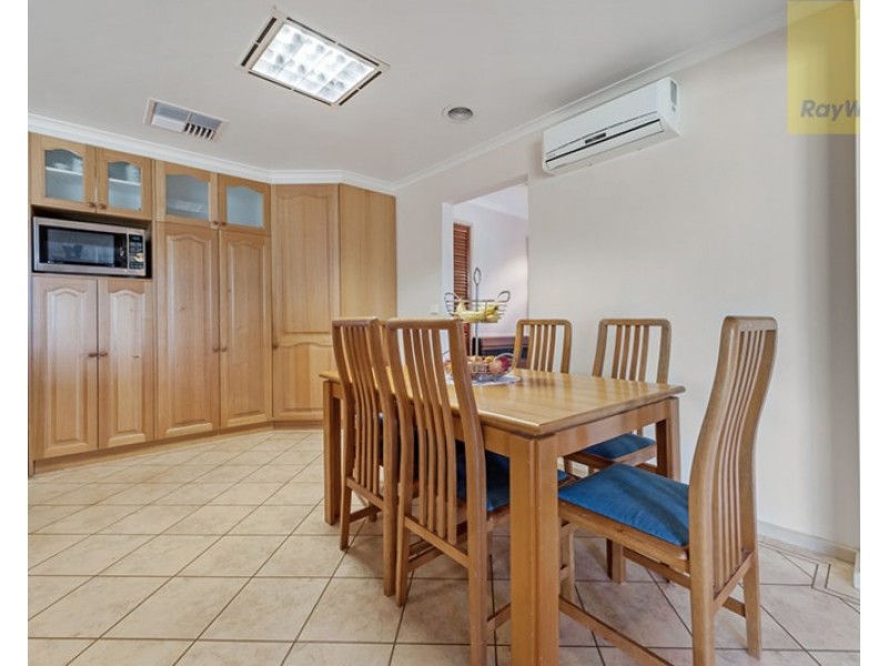 42 Whitley Crescent, Craigieburn VIC 3064
