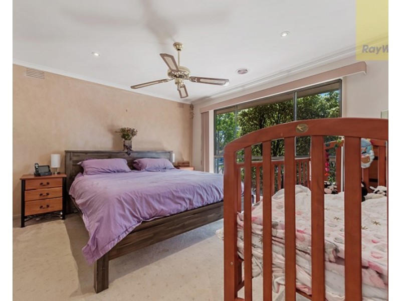 42 Whitley Crescent, Craigieburn VIC 3064