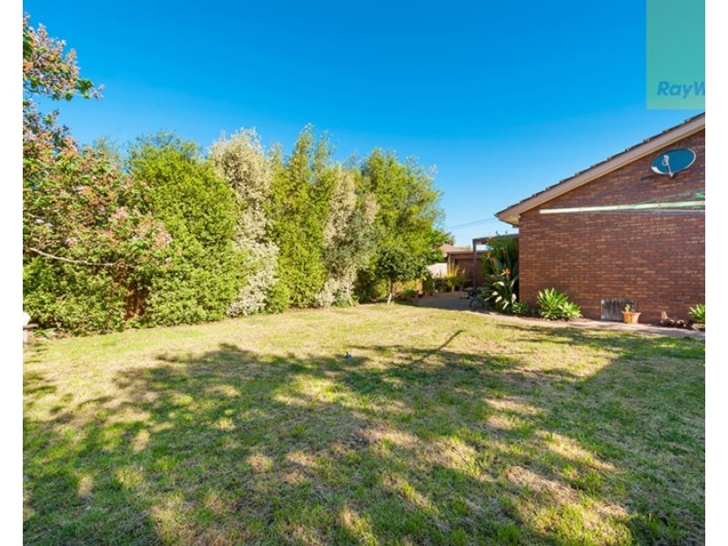 16 Metropolitan Avenue, Craigieburn VIC 3064