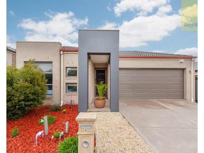 5 Bottlebrush Road, Craigieburn VIC 3064