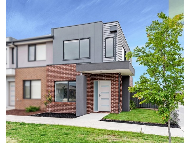 100 Baronial Way, Craigieburn VIC 3064