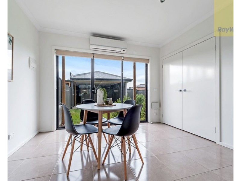 100 Baronial Way, Craigieburn VIC 3064