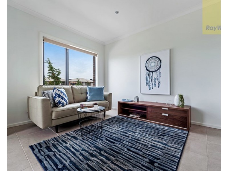 100 Baronial Way, Craigieburn VIC 3064