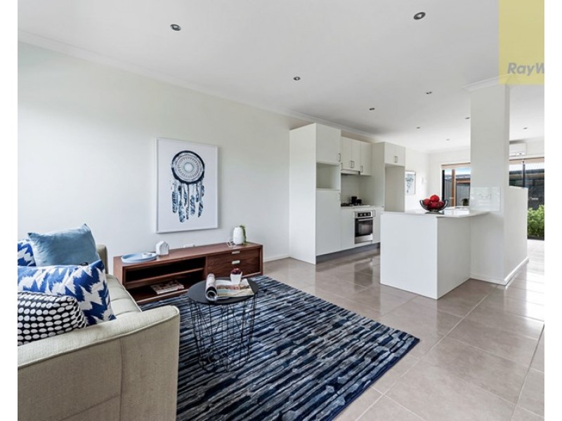 100 Baronial Way, Craigieburn VIC 3064