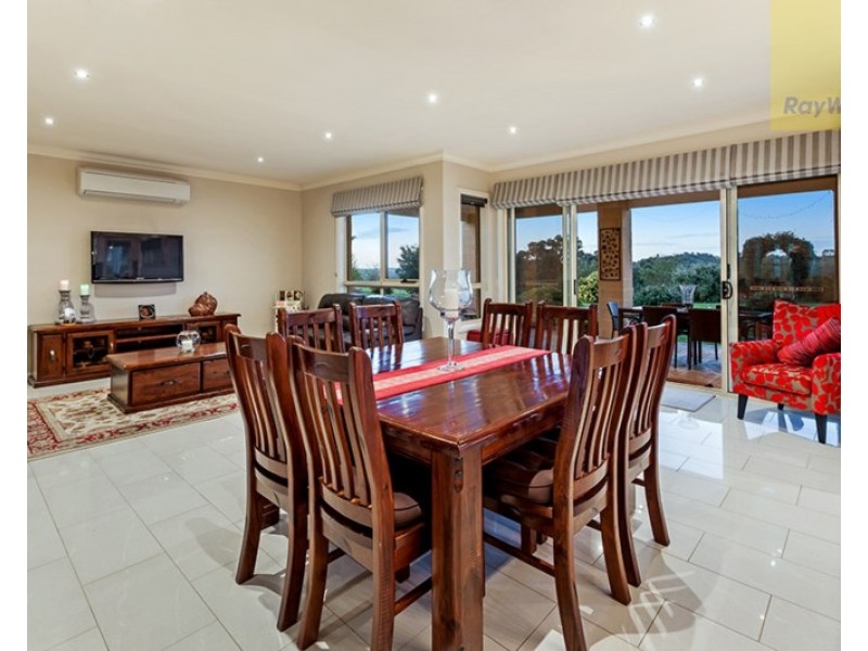 8 Vista Court, Heathcote Junction VIC 3758