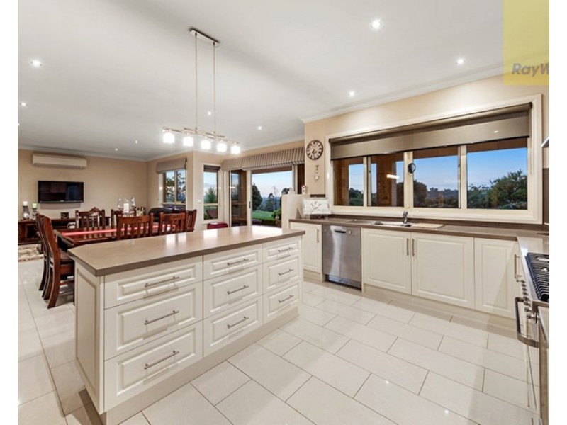 8 Vista Court, Heathcote Junction VIC 3758