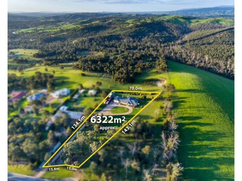 8 Vista Court, Heathcote Junction VIC 3758