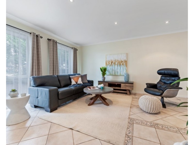 20 Yarcombe Crescent, Craigieburn VIC 3064