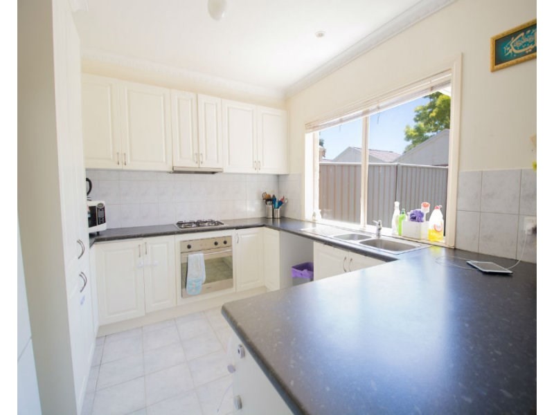 29 Franklin Avenue, Roxburgh Park VIC 3064