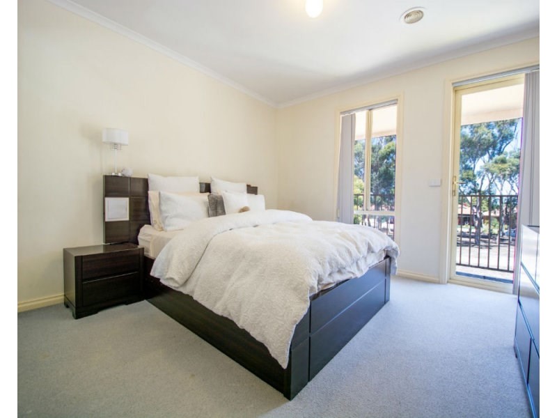 29 Franklin Avenue, Roxburgh Park VIC 3064