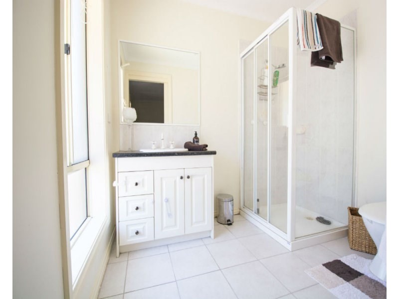 29 Franklin Avenue, Roxburgh Park VIC 3064