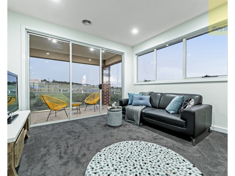 82 Wisteria Avenue, Craigieburn VIC 3064