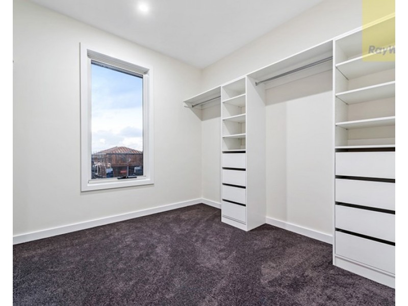 82 Wisteria Avenue, Craigieburn VIC 3064