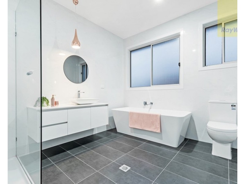 82 Wisteria Avenue, Craigieburn VIC 3064