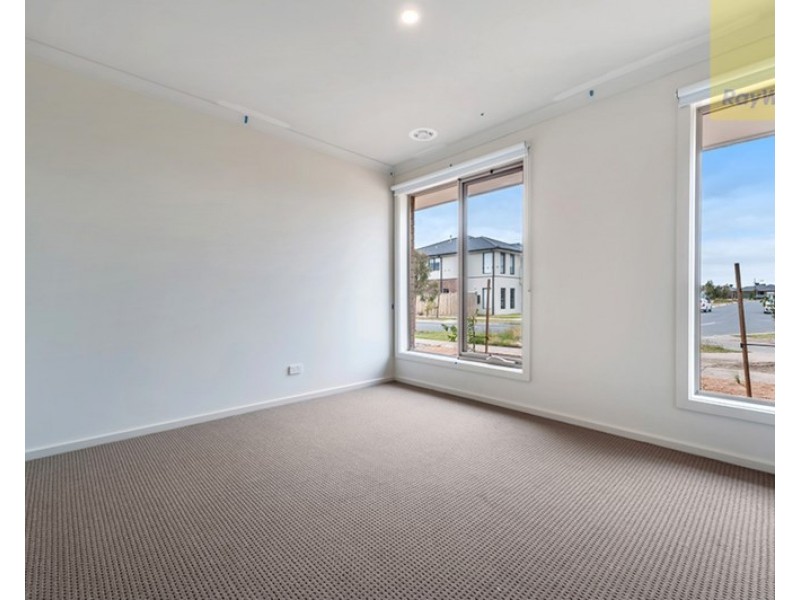 25 Yarradale Drive, Mickleham VIC 3064