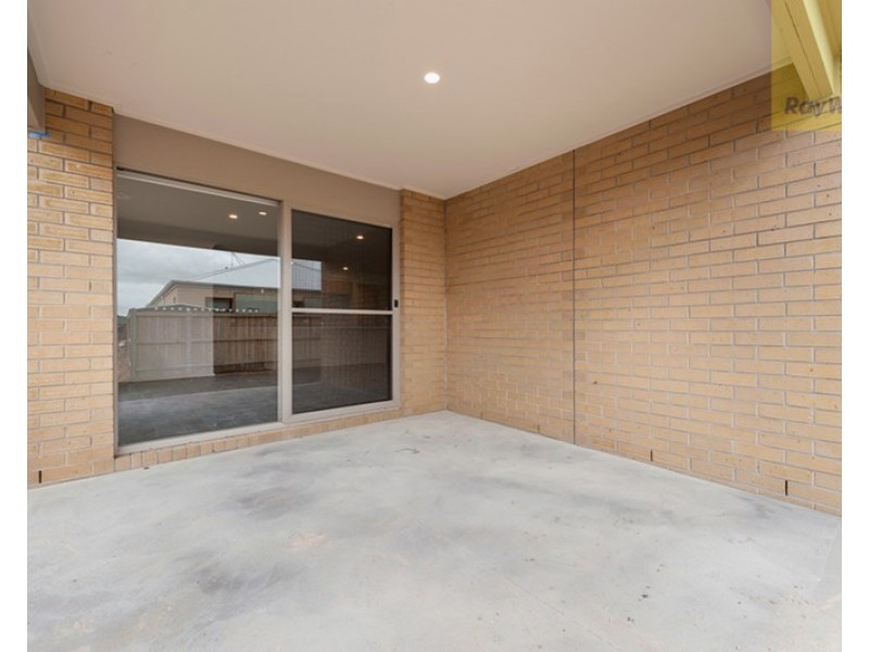 25 Yarradale Drive, Mickleham VIC 3064