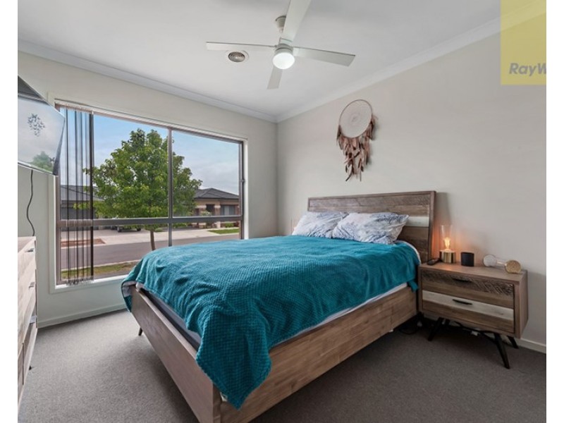 10 Taylan Street, Craigieburn VIC 3064