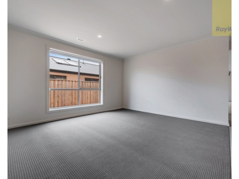 100 Balmain Road, Mickleham VIC 3064