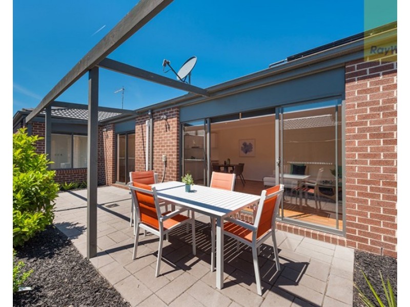 9 Saint Road, Craigieburn VIC 3064