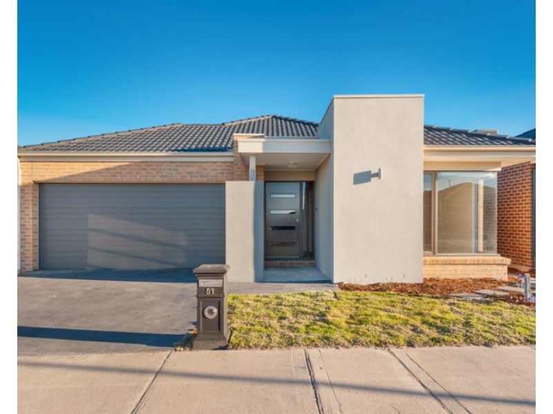 51 Peppertree Parade, Craigieburn VIC 3064