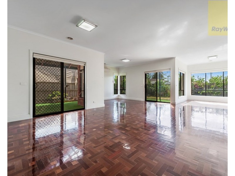 42 Exmouth Road, Craigieburn VIC 3064