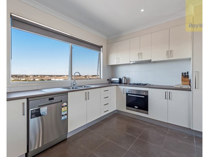 3/62 Marathon Boulevard, Craigieburn VIC 3064