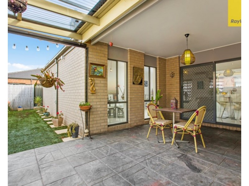 25 Dempster Drive, Craigieburn VIC 3064