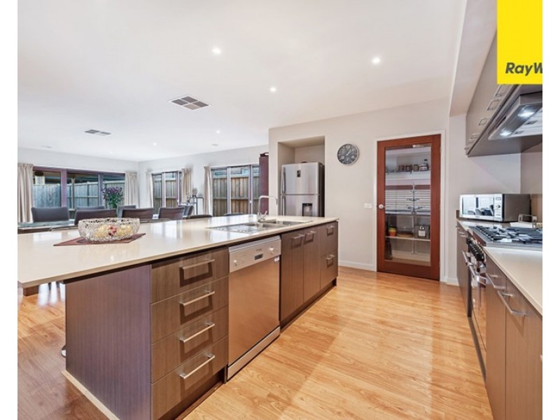 58 Trillium Boulevard, Mickleham VIC 3064