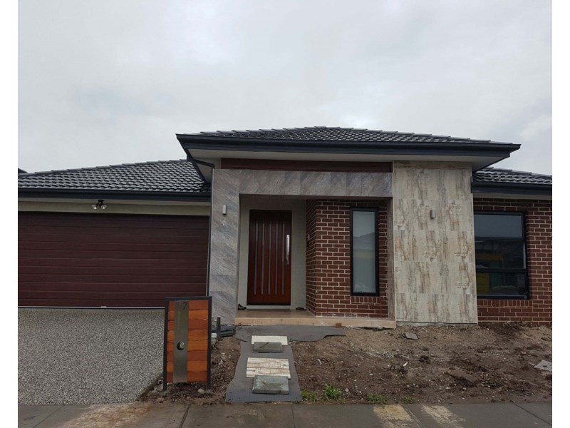 7 Breccia Street, Craigieburn VIC 3064