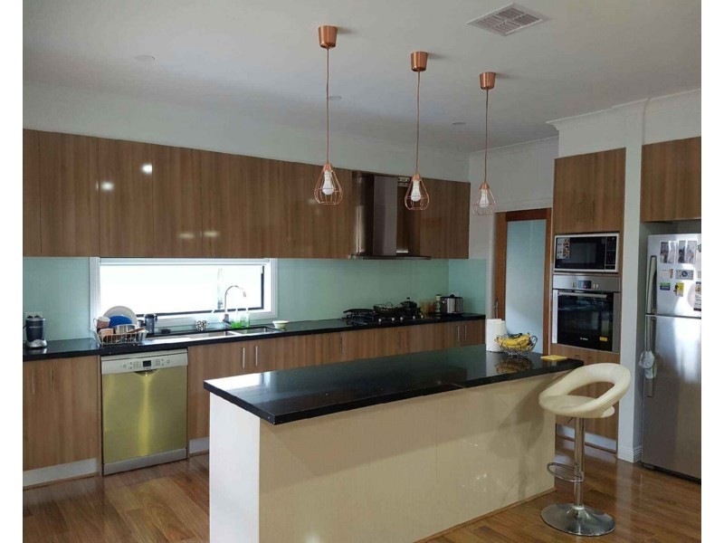 7 Breccia Street, Craigieburn VIC 3064