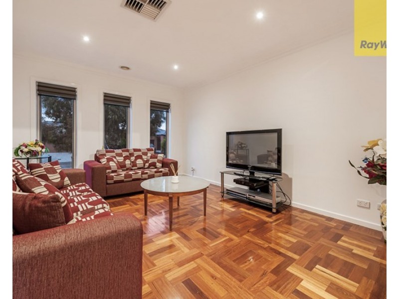 33 Beechworth Avenue, Greenvale VIC 3059