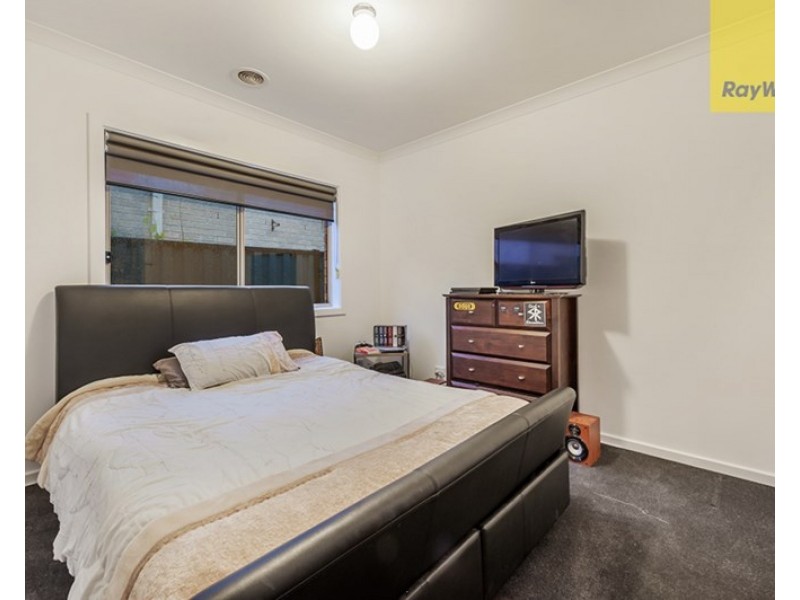 33 Beechworth Avenue, Greenvale VIC 3059