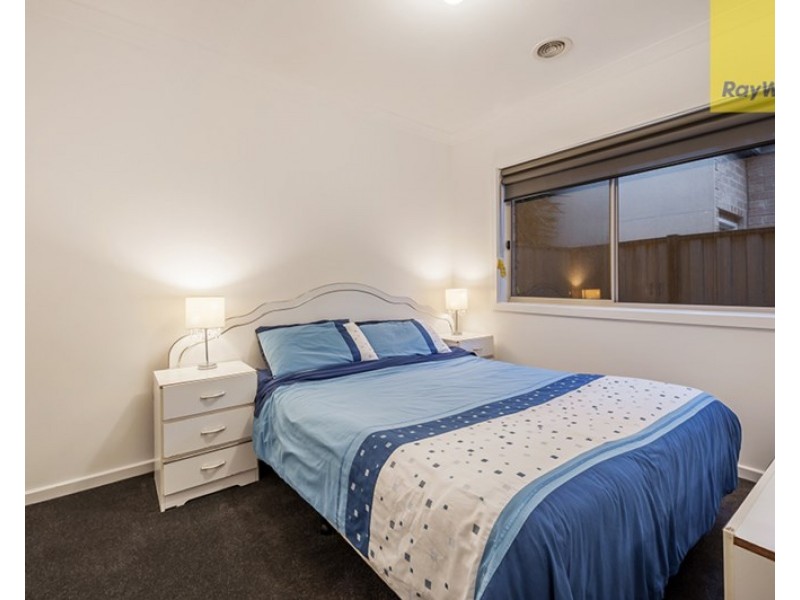 33 Beechworth Avenue, Greenvale VIC 3059