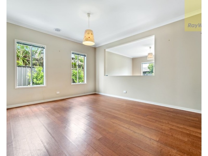 22 Cheltenham Close, Craigieburn VIC 3064