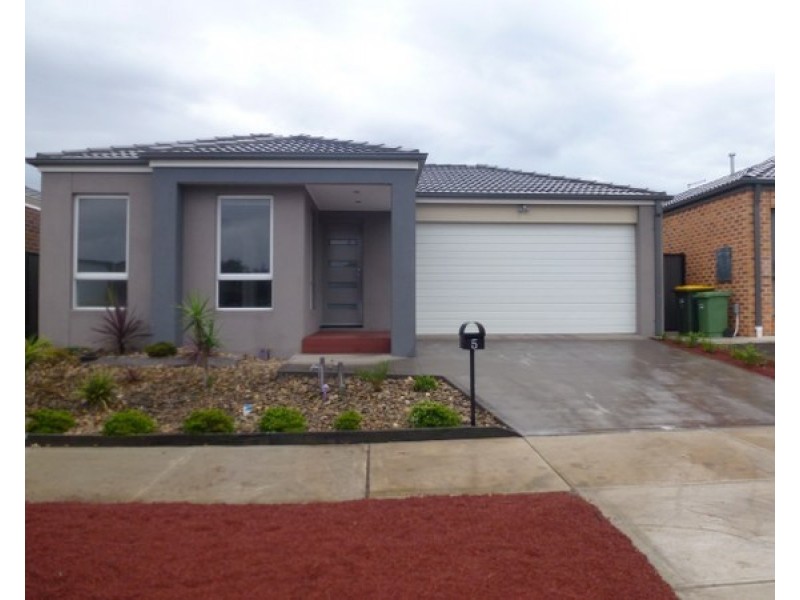 5 Parkhaven Street, Craigieburn VIC 3064